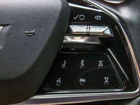 Used 2024 Cadillac Lyriq Tech w/ Driver Assist Package AWD/4WD image 28