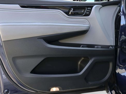 Used 2019 Honda Odyssey Elite image 14