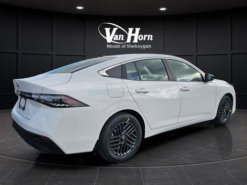 New 2026 Nissan Sentra SV image 3