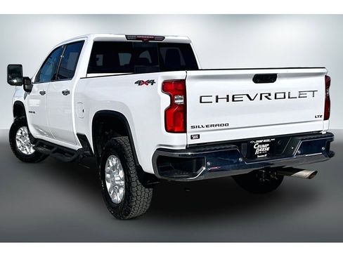 Used 2020 Chevrolet Silverado 2500 LTZ w/ LTZ Plus Package image 4