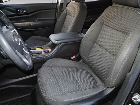 Used 2018 GMC Acadia SLE w/ LPO, Floor Liner Package AWD/4WD image 31