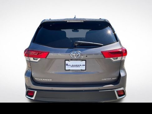 Used 2018 Toyota Highlander Limited AWD/4WD image 13
