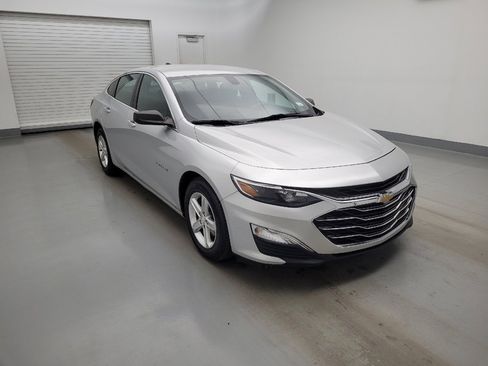 Used 2022 Chevrolet Malibu LS FWD image 13