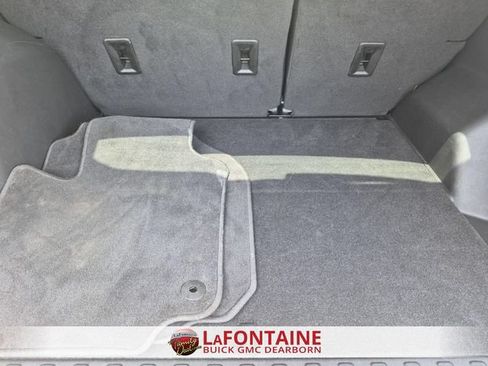Used 2023 GMC Terrain SLT AWD/4WD image 27