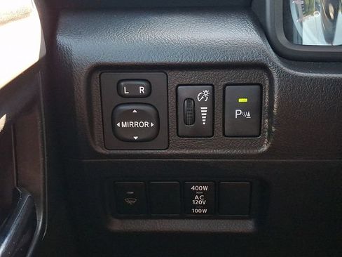 Used 2014 Toyota 4Runner Limited AWD/4WD image 27
