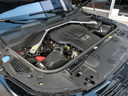 Used 2023 Land Rover Range Rover SE image 75