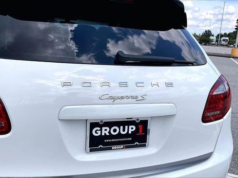 Used 2014 Porsche Cayenne S AWD/4WD image 10