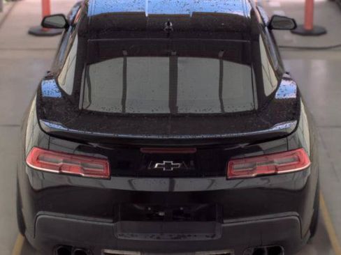 Used 2015 Chevrolet Camaro ZL1 RWD image 7