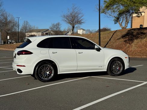 Used 2016 Porsche Cayenne GTS image 13