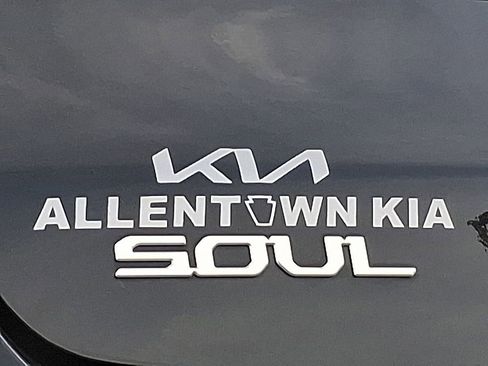 Certified 2023 Kia Soul GT-Line image 29