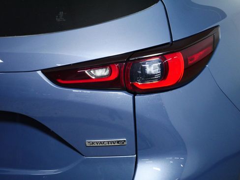 Used 2025 MAZDA CX-5 Carbon Edition image 17