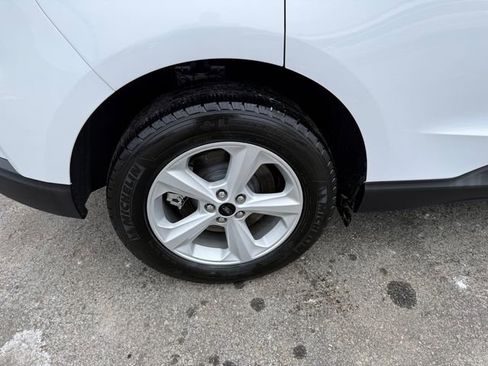 Used 2023 Ford Edge SE image 21