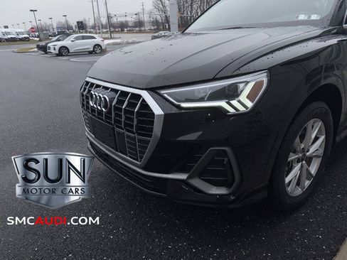 Certified 2022 Audi Q3 2.0T Premium Plus w/ Premium Plus Package image 30