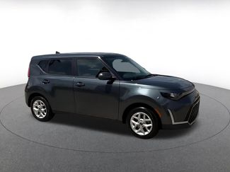 Used 2025 Kia Soul LX w/ LX Technology Package FWD video 2