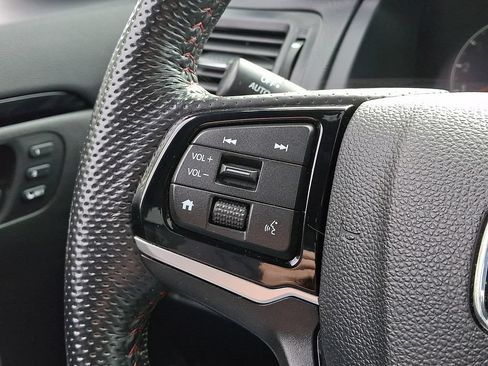 Certified 2024 Honda Ridgeline Black Edition image 23