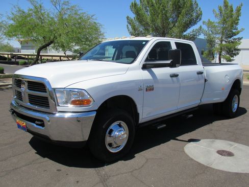Used 2012 RAM 3500 ST w/ Chrome Appearance Group image 2