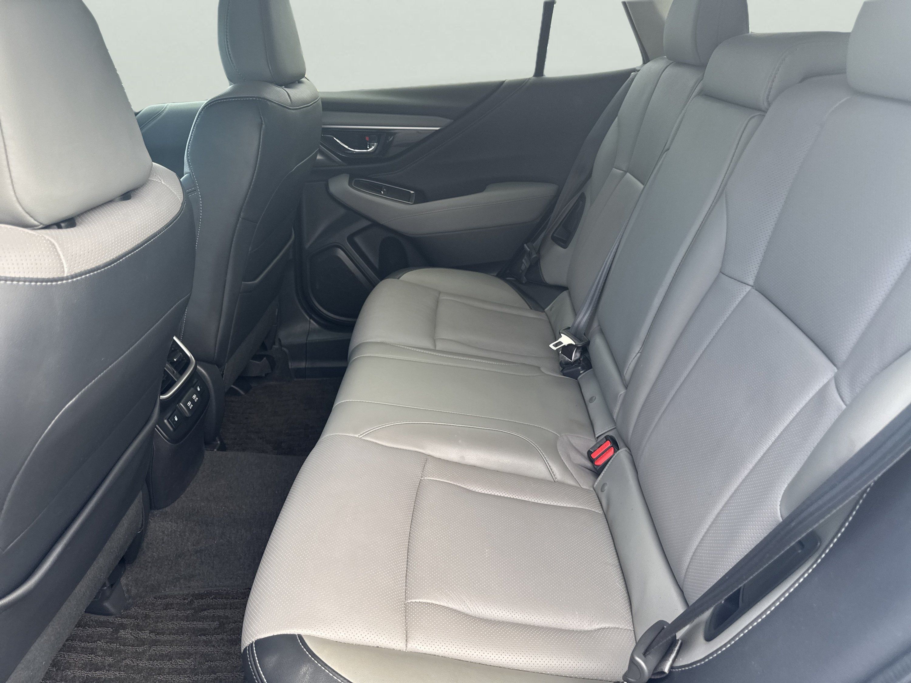 Used 2021 Subaru Outback Limited AWD/4WD image 20