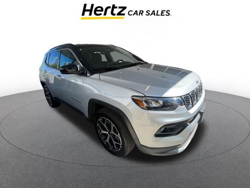 Used 2025 Jeep Compass Limited image 1