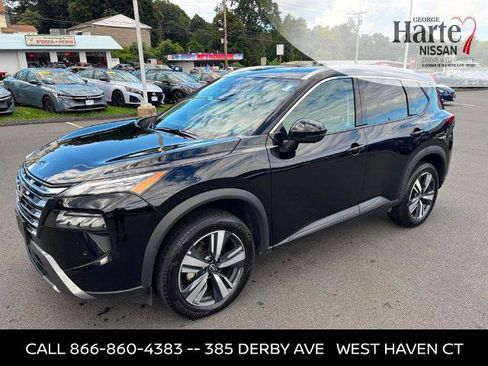 Certified 2026 Nissan Rogue SL AWD/4WD image 1