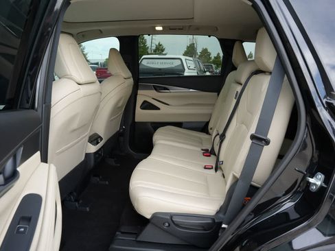 Used 2024 INFINITI QX60 Luxe AWD/4WD image 19