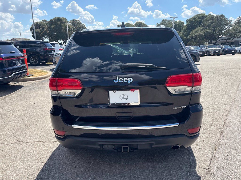 Used 2018 Jeep Grand Cherokee Limited w/ Trailer Tow Group IV RWD image 4