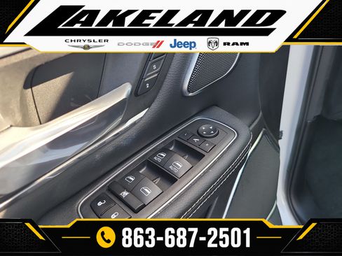 Used 2023 RAM 1500 Laramie AWD/4WD image 17