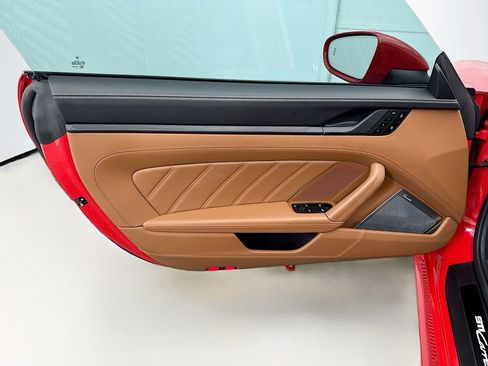 Used 2024 Porsche 911 Carrera GTS image 23