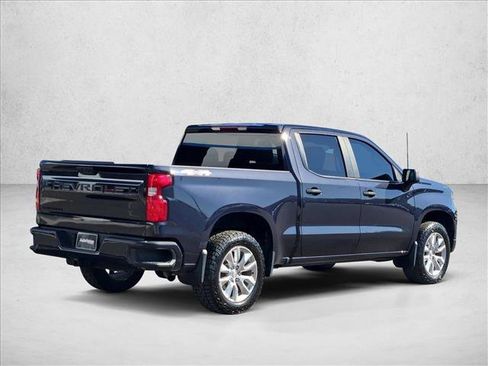 Used 2022 Chevrolet Silverado 1500 Custom w/ LPO, Dark Essentials Package AWD/4WD image 8