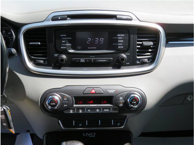 Used 2016 Kia Sorento EX AWD/4WD image 7
