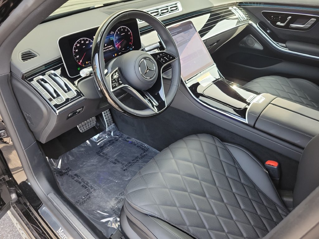 Used 2026 Mercedes-Benz S 500 4MATIC image 4