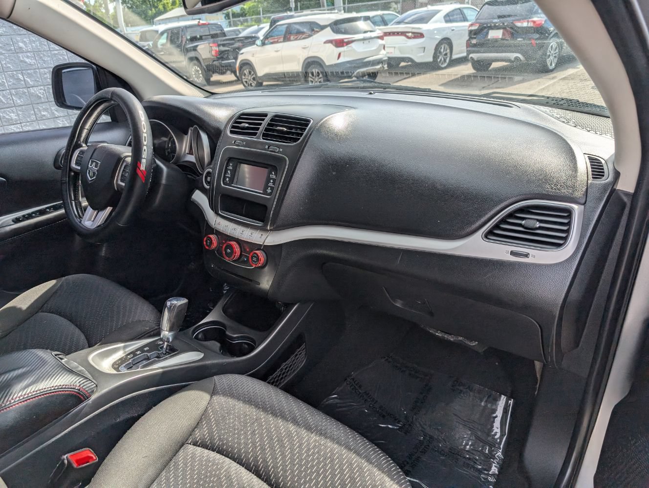 Used 2019 Dodge Journey SE w/ Connectivity Group FWD image 13