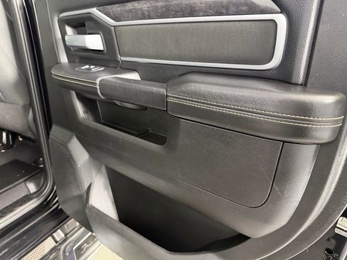 Used 2024 RAM 2500 Big Horn w/ Bed Utility Group image 29