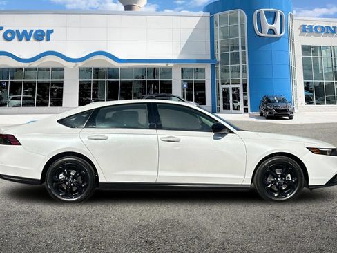 New 2025 Honda Accord SE image 3