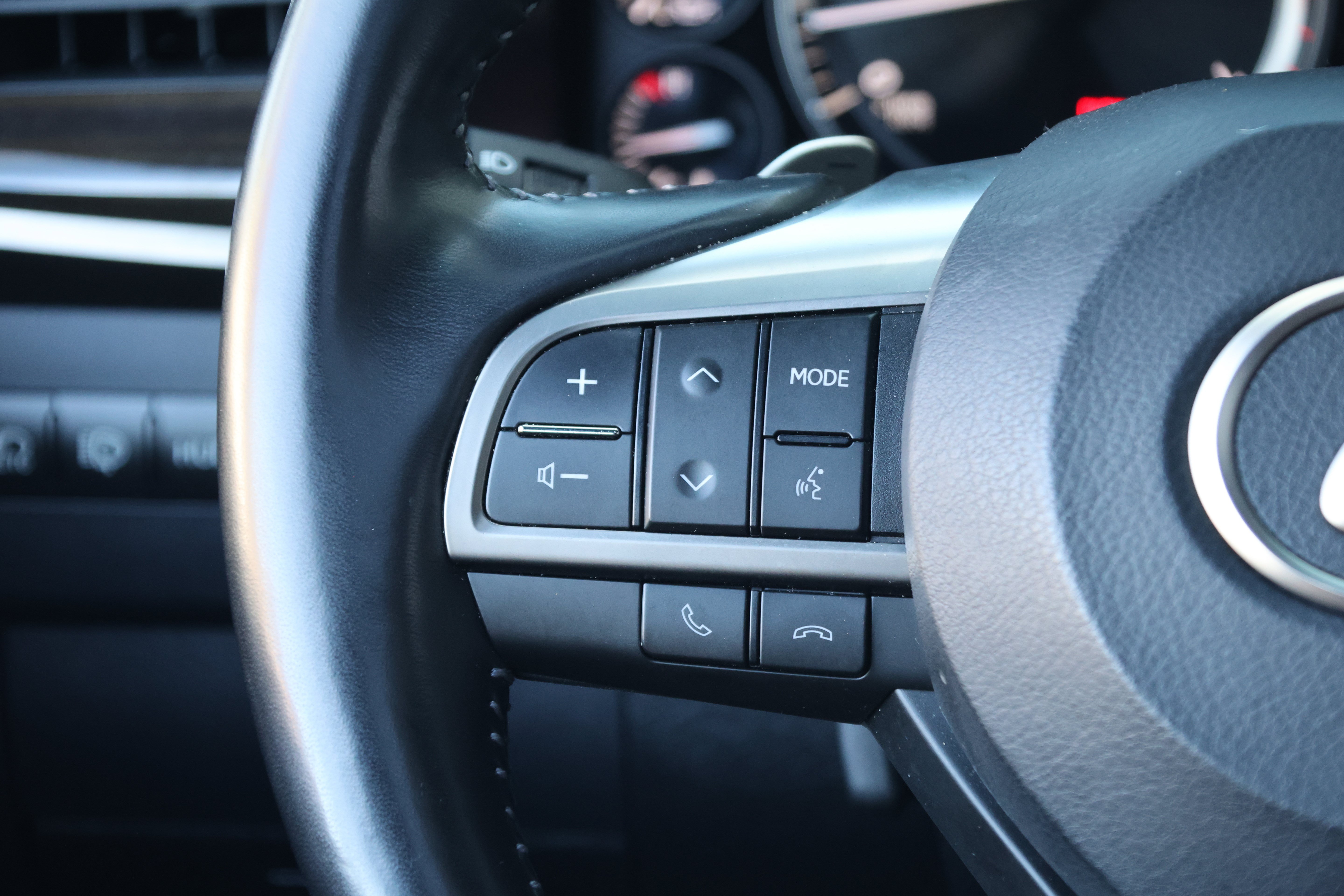 Used 2021 Lexus LX 570 4WD w/ Inspiration Series #2 image 33