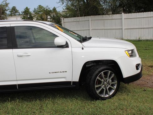 Used 2016 Jeep Compass High Altitude AWD/4WD image 4
