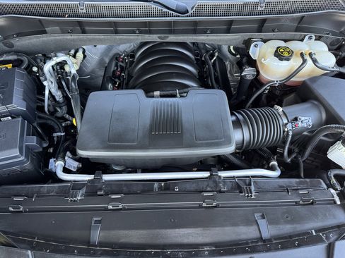 Used 2024 Chevrolet Tahoe LT image 27