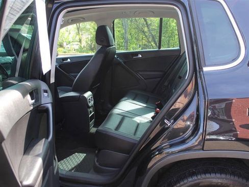Used 2017 Volkswagen Tiguan Wolfsburg Edition AWD/4WD image 23