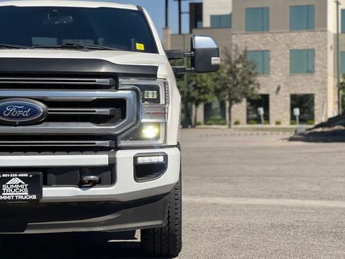 Used 2020 Ford F350 Platinum w/ FX4 Off-Road Package AWD/4WD image 11