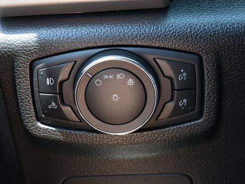 Used 2019 Ford F150 Lariat AWD/4WD image 24