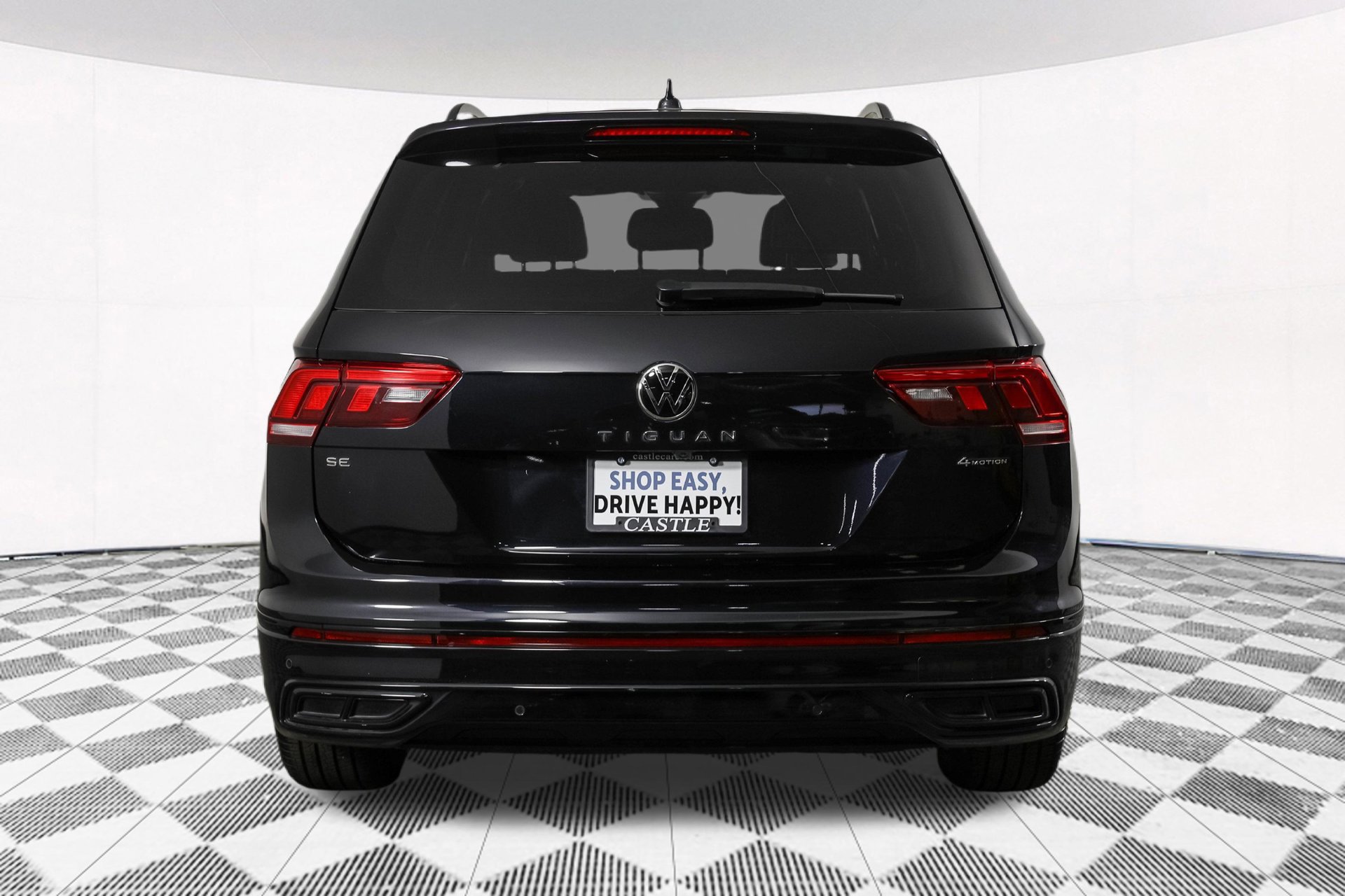Used 2023 Volkswagen Tiguan SE R-Line AWD/4WD image 19