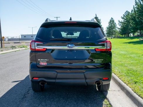 Used 2023 Subaru Ascent Limited image 5