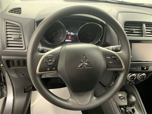 Used 2020 Mitsubishi Outlander Sport ES image 12