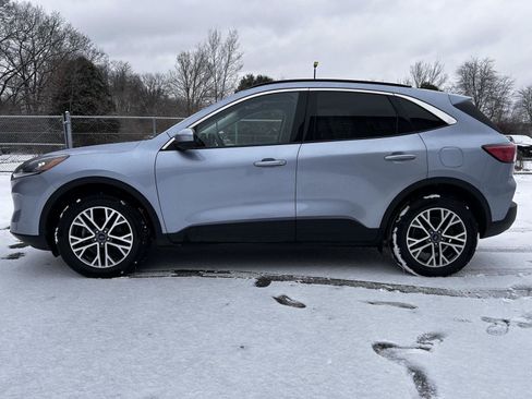 Used 2022 Ford Escape SEL w/ Technology Package image 8