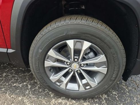 New 2027 Chevrolet Equinox LT FWD image 14