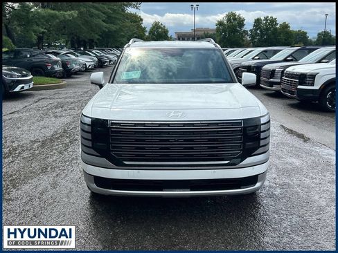 New 2026 Hyundai Palisade Calligraphy FWD image 2
