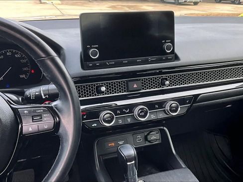 Used 2022 Honda Civic EX image 7