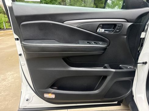 Certified 2023 Honda Ridgeline RTL-E image 14