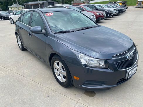 Used 2013 Chevrolet Cruze LT FWD image 4