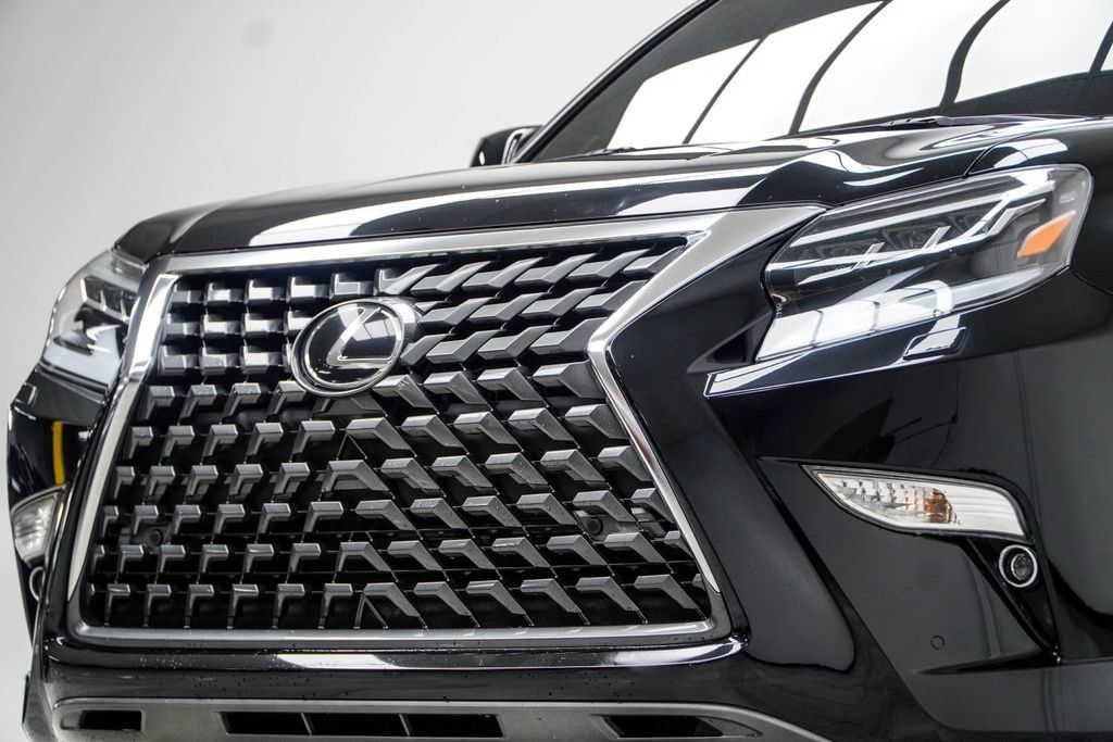 Used 2023 Lexus GX 460 Premium AWD/4WD image 2