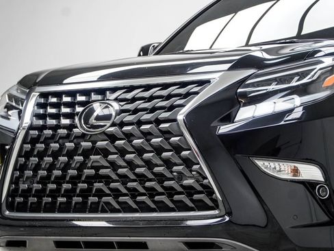 Used 2023 Lexus GX 460 Premium AWD/4WD image 2